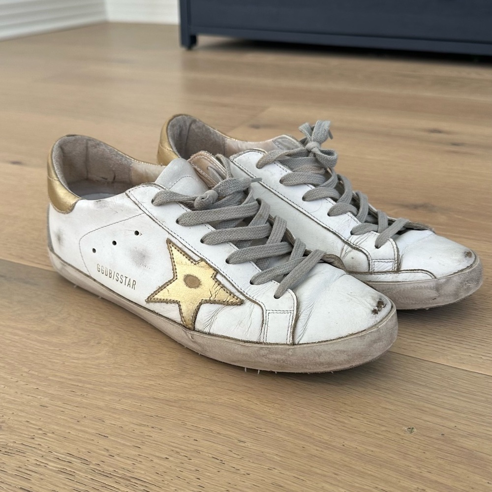 Golden Goose superstar Sneakers with Gold Star